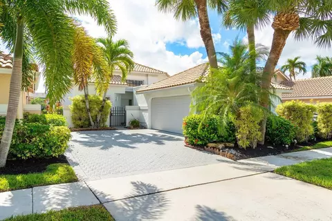 5212 Via De Amalfi Dr, Boca Raton, FL 33496