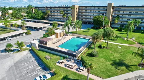 555 NW 4th Ave #1240, Boca Raton, FL 33432