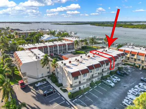 1300 Seaway Dr #D12, Fort Pierce, FL 34949