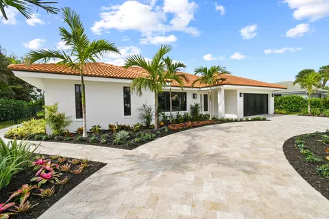 127 Pegasus Dr, Jupiter, FL 33477