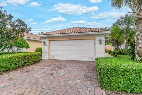 2068 Guadeloupe Dr, Wellington, FL 33414