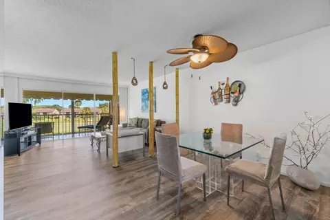 4471 Luxemburg Ct #306, Lake Worth, FL 33467