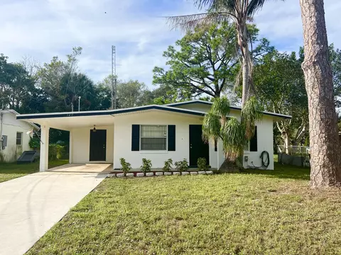 1207 Soltman Ave, Fort Pierce, FL 34950