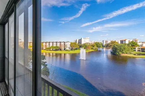 2334 S Cypress Bend Dr #406, Pompano Beach, FL 33069