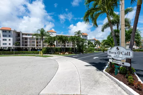 29 Yacht Club Dr #408, North Palm Beach, FL 33408