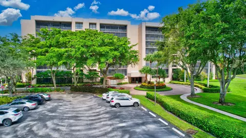 20090 Boca West Dr #323, Boca Raton, FL 33434