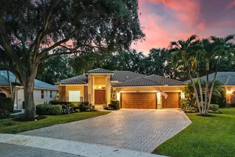 12597 Oak Run Ct, Boynton Beach, FL 33436