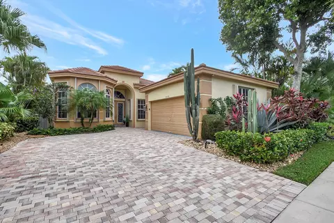 10878 Royal Devon Way, Lake Worth, FL 33449