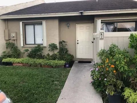 10323 Boca Bnd W #K2, Boca Raton, FL 33428