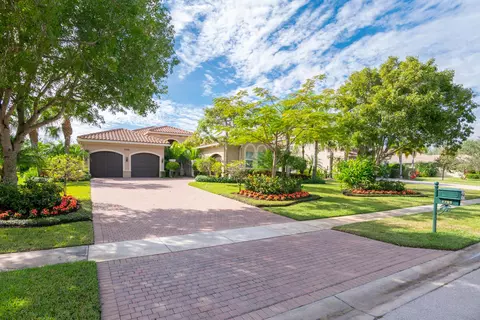 7791 Maywood Crest Dr, Palm Beach Gardens, FL 33412