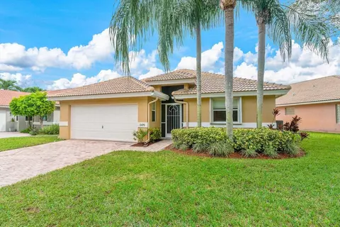 5470 Grande Palm Cir, Delray Beach, FL 33484