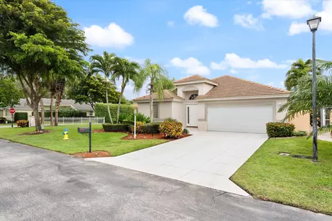 705 Clearbrook Park Cir, Delray Beach, FL 33445