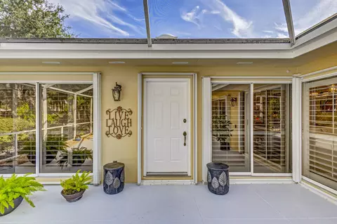 5001 Lake Catherine Dr, Palm Beach Gardens, FL 33403