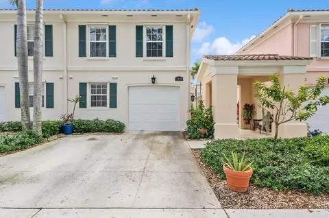 2148 Telogia Ct, West Palm Beach, FL 33411