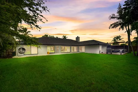 6151 NW 4th Ave, Boca Raton, FL 33487