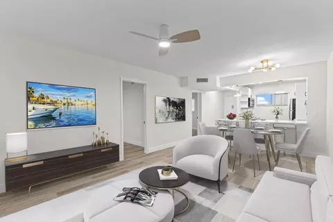 2855 S Garden Dr #312, Lake Worth, FL 33461