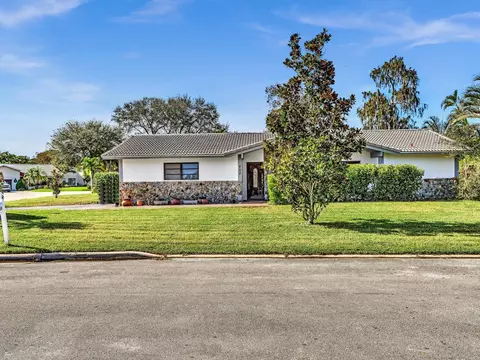 802 NW 84 Dr, Coral Springs, FL 33071