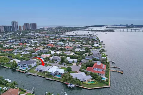 1050 Bimini Ln, Singer Island, FL 33404
