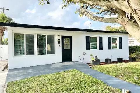 1353 9th St, West Palm Beach, FL 33401