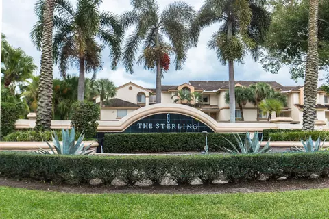 19207 Glenmoor Dr, West Palm Beach, FL 33409