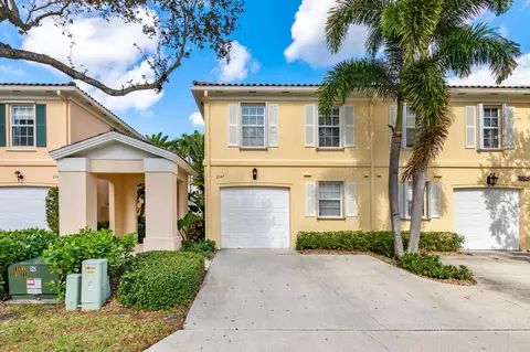 2147 Tigris Dr, West Palm Beach, FL 33411