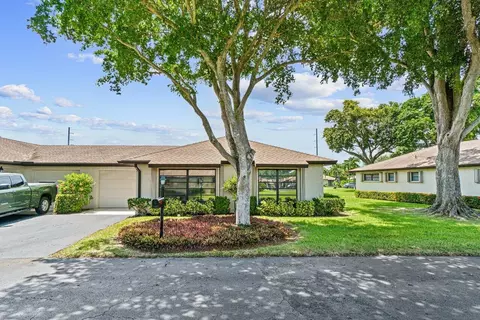 4863 Dovewood Ter #B, Boynton Beach, FL 33436