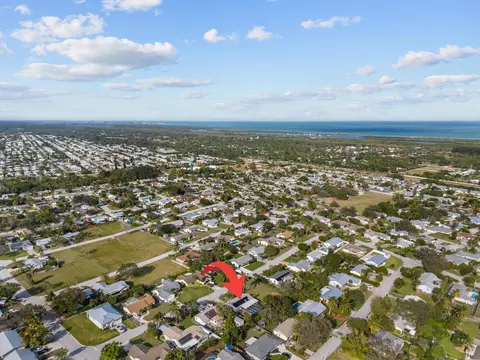 7420 SE Flamingo Way, Hobe Sound, FL 33455