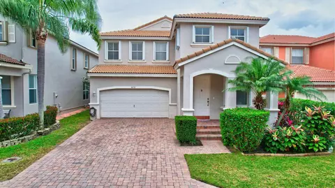 6737 Lurais Dr, Lake Worth, FL 33463
