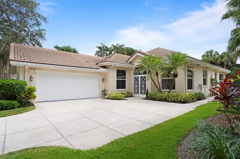 154 E Hampton Way, Jupiter, FL 33458