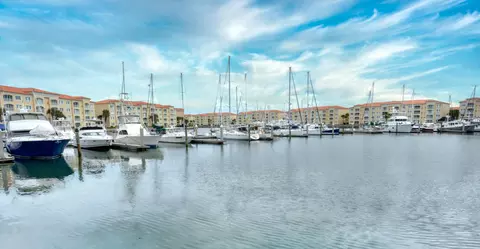 14 Harbour Isle Dr #103, Fort Pierce, FL 34949