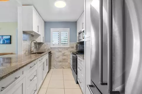 190 South Blvd #D, Boynton Beach, FL 33435