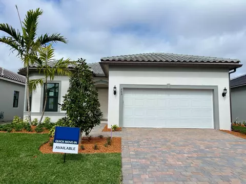 765 SE Courances Dr #257, Port Saint Lucie, FL 34984