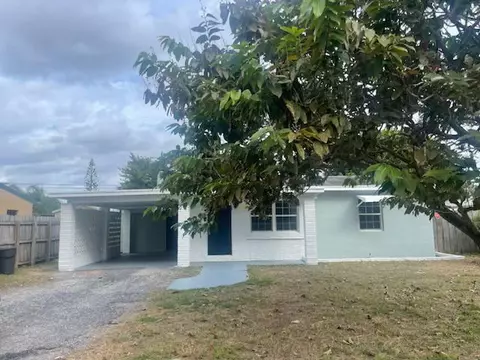 3122 Vassallo Ave, Lake Worth, FL 33461