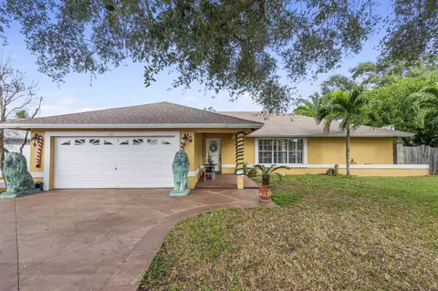 4281 Anna Ln, Palm Springs, FL 33406