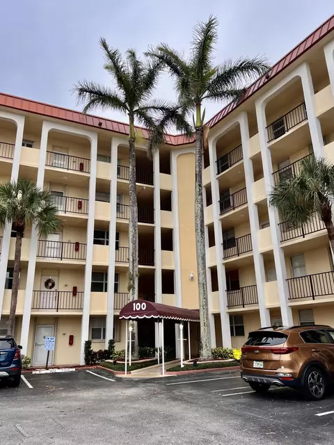100 Paradise Harbour Blvd #102, North Palm Beach, FL 33408