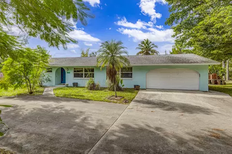 4905 Wiggins Rd, Lake Worth, FL 33463