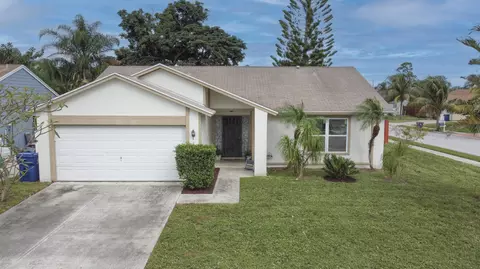 107 Greenbriar Dr, Jupiter, FL 33458