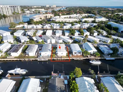 206 S Ibis Dr #R, Briny Breezes, FL 33435
