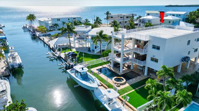713 Grouper Ln, Key Largo, FL 33037