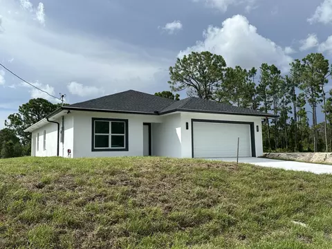 1127 Milwaukee Blvd, Lehigh Acres, FL 33974