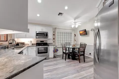 5820 Seashell Ter, Boynton Beach, FL 33437
