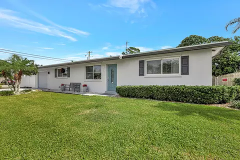 1236 Wynnewood Dr, West Palm Beach, FL 33417