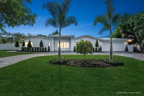 712 Mission Hill Rd, Boynton Beach, FL 33435