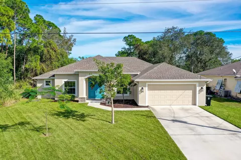 1373 SE Proctor Ln, Port Saint Lucie, FL 34983