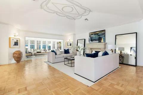 210 El Dorado Ln, Palm Beach, FL 33480