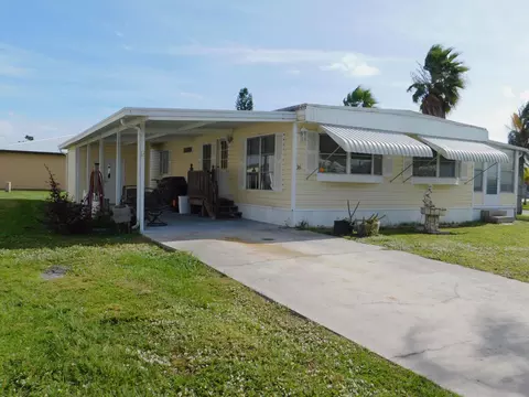 16 Haurte Way, Port Saint Lucie, FL 34952