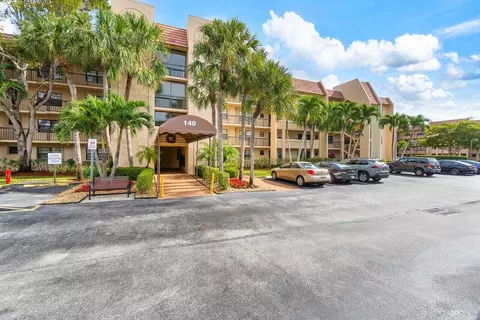 140 Lake Nancy Ln #115, West Palm Beach, FL 33411
