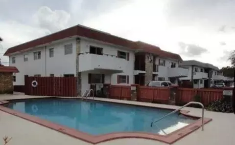 312 SW 1st St #E-7, Pompano Beach, FL 33060