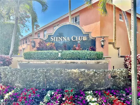 6763 Sienna Club Dr, Lauderhill, FL 33319