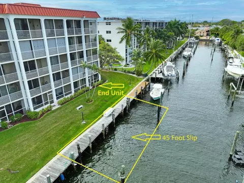 105 Paradise Harbour Blvd #112, North Palm Beach, FL 33408